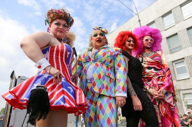 Нужен ли гей-парад в Москве?