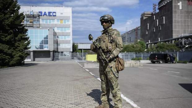 Военные и росгвардейцы обеспечили безопасную ротацию миссии МАГАТЭ на ЗАЭС