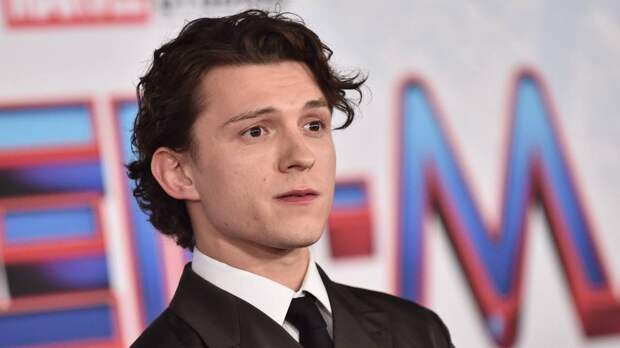 Том Холланд и Зендея тайно поженились