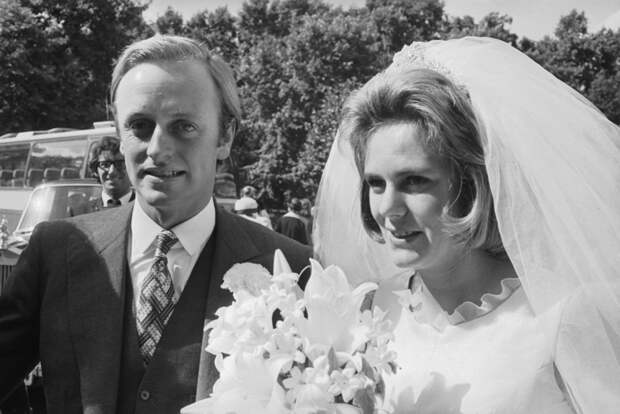 Эндрю и Камилла Паркер-Боулз, 1973 год 