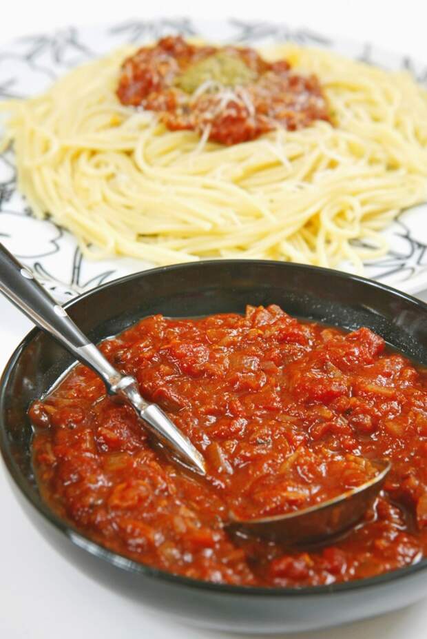 Картинки по запросу tomatsauce til pasta opskrift