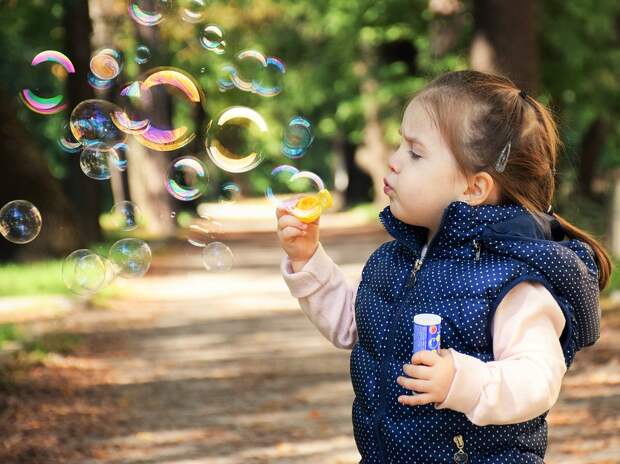 kid-1241817_960_720 alt
