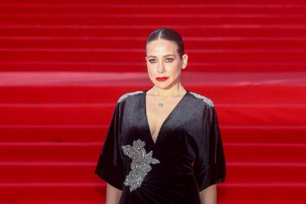 Жизнь за кадром: как живет Юлия Барановская в загородном доме в Раздорах