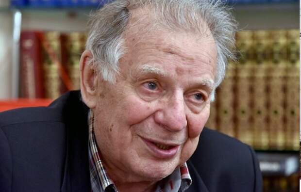 Жорес Алфёров: Если бы не 90-е годы, айфоны сейчас выпускали бы у нас