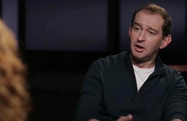 Хабенский объяснил, почему в Голливуд приглашают российских актеров