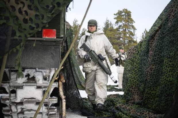 Новый член НАТО допустил размещение у себя ядерного оружия