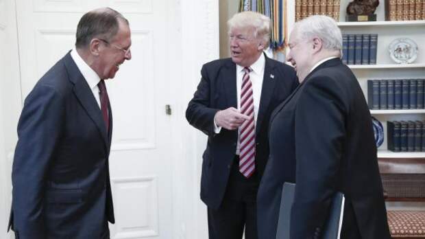 Реакция Дональда Трампа на своих гостей. Почувствуйте разницу