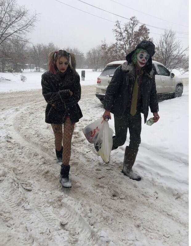 Волгоград. Возможно косплей, а возможно и нет... Волгоград. Возможно косплей, а возможно и нет...