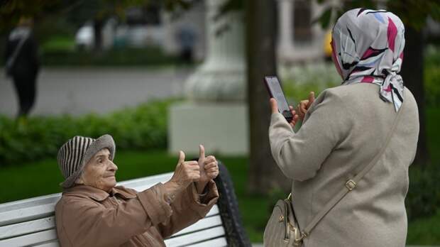 Минздрав: в России проживают более 17 тысяч человек старше 100 лет