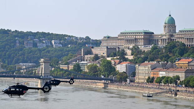 Венгрия отправила вертолеты на границу с Украиной для защиты объектов энергетики