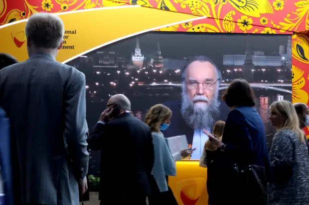 Александр Дугин: "В 90-е годы Россией правил дьявол"