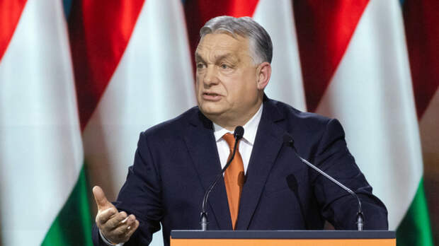 Золотой унитаз Миндича как аргумент: почему Венгрия окончательно заблокировала помощь Киеву