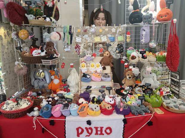 На фестивале "ОКТАВА‑8. Технологии творчества" участники представили народные промыслы