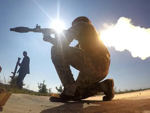 Bloomberg: власти Болгарии разругались из-за поставок оружия Киеву