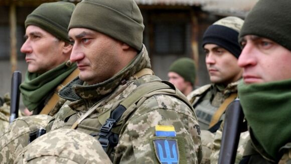 Командование ВСУ вывело из Донбасса целую бригаду алкоголиков и наркоманов Командование ВСУ вывело из Донбасса целую бригаду алкоголиков и наркоманов