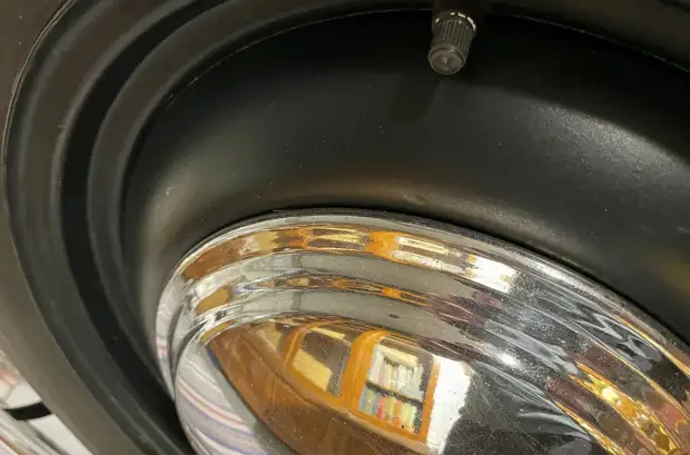 Этот кабриолет «Москвич» продают за 8 миллионов рублей. И вот почему