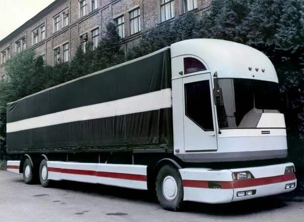 Уникальный грузовик СССР, который существенно опередил своё время, МАЗ 2000