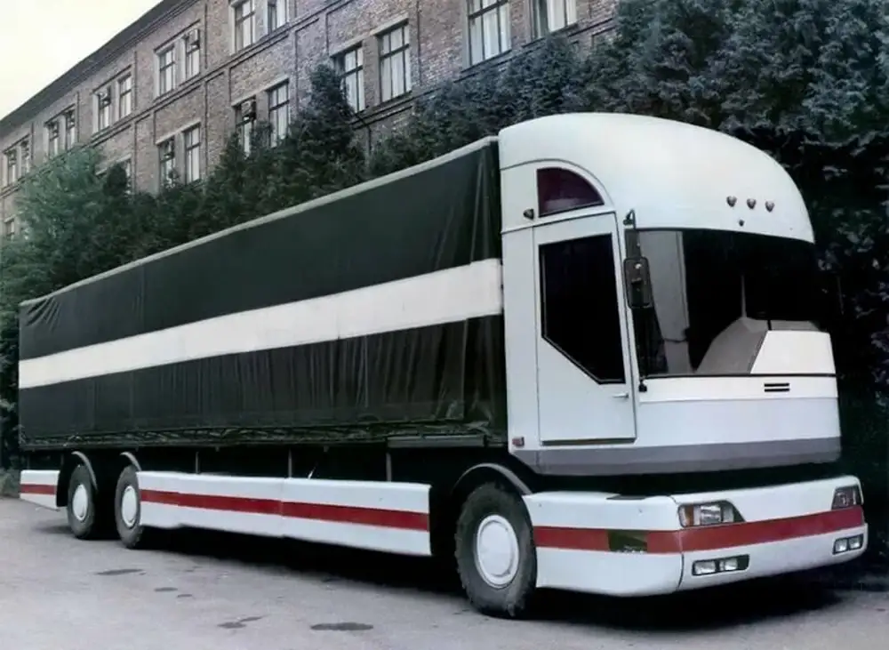 Автобус длиной 15 метров. МАЗ 2000 перестройка. МАЗ 2000. МАЗ перестройка и Рено Магнум. МАЗ 2000 тягач.