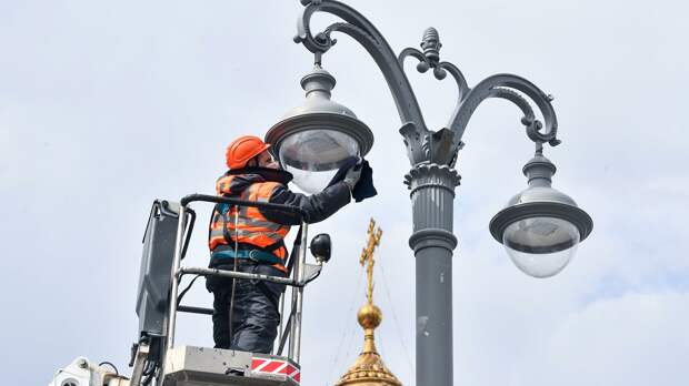 В центре Москвы установят более 650 фонарей 