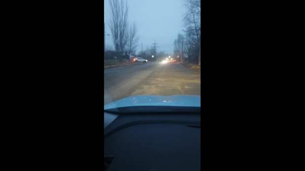 После публикации частично засыпали ямы на плитах в Донецке по Левобережной. https://t.me/webmoney_dn/314823Video: Клип