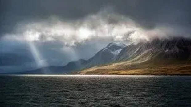 Северное сияние ярче без света: как блэкаут в Мурманске сказался на туристах