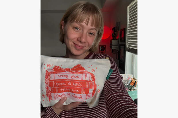 Молодежь начала носить с собой «тревожные косметички»