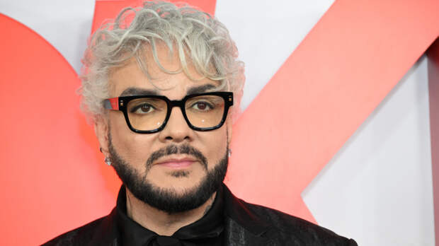 Киркоров поблагодарил фанатов, которые уже 40 лет «тратят» деньги на его концерты