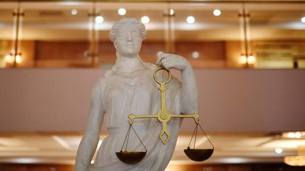 Россиянка смогла оспорить навязанное материнство