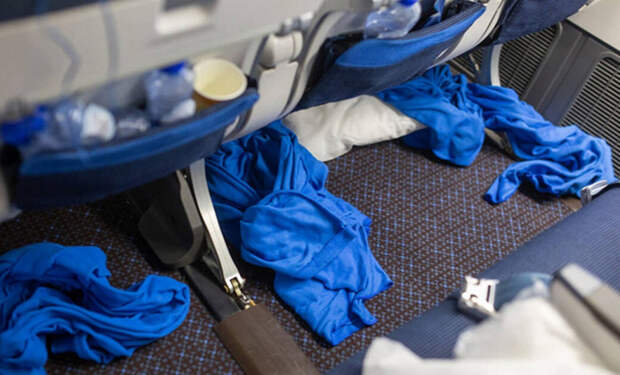 пледы в самолете