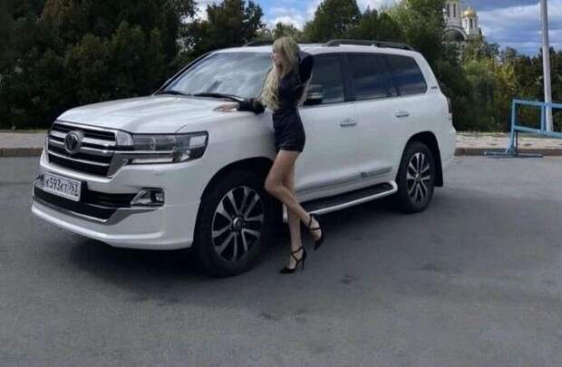 Помните беспредел с участием мигрантов в Саратове? Тогда толпа азербайджанцев расправилась с местным жителем, оставив сиротой маленькую девочку. А в Самаре без мамы остался маленький мальчик.-6