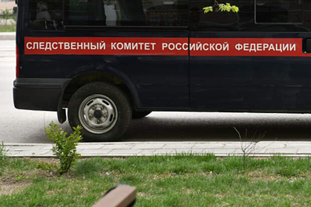 В российском городе обнаружили прибитый гвоздями к полу труп мужчины