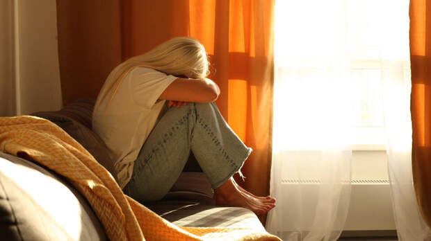 Психолог объяснила причины сезонного обострения