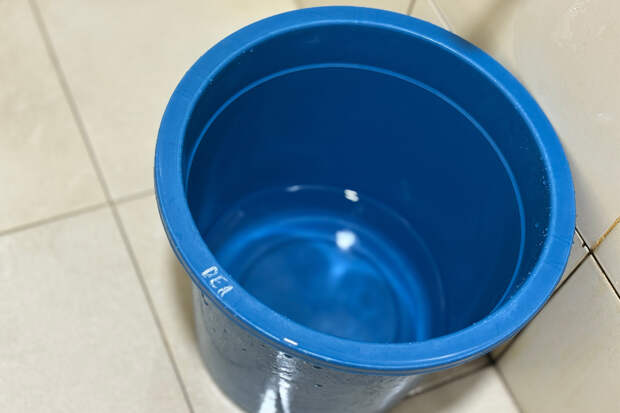 В российском городе затопило школу