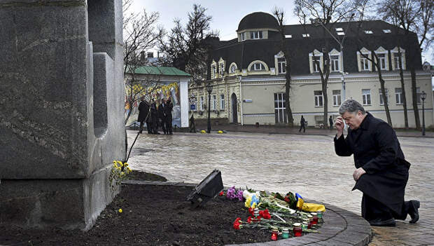 Президент Украины Петр Порошенко почтил память жертв Голодомора в Киеве, Украина. 25 ноября 2017 Президент Украины Петр Порошенко почтил память жертв Голодомора в Киеве, Украина. 25 ноября 2017