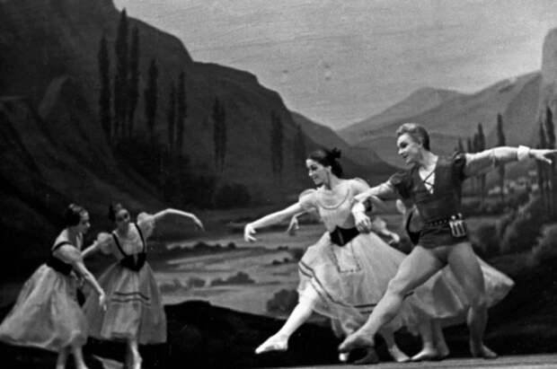 Легендарная балерина Эмма Минченёк умерла на 94-м году жизни