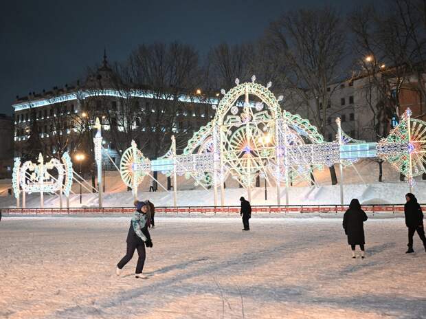 Казанда Яңа ел бизәлеше конструкцияләрен якындагы ике атнада сүтеп бетерәчәкләр