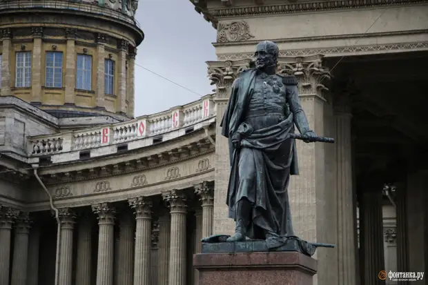 «От викинга до зверья, от босоты до царя». Питерская героика с Евгением Вышенковым