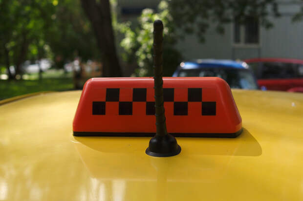 Минпромторг анонсировал пополнение перечня автомобилей для такси