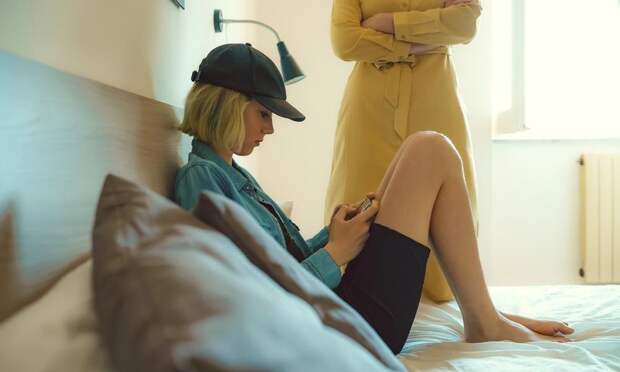 За закрытой дверью: как войти в мир ребенка, который не делится своими переживаниями