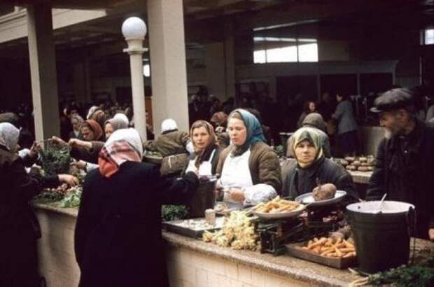 Рынки Советского Союза (26 фото)