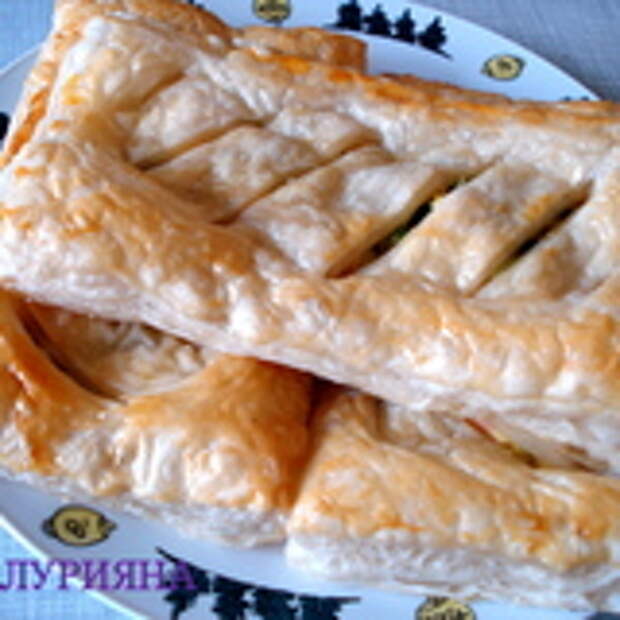 Пироги с красной рыбой