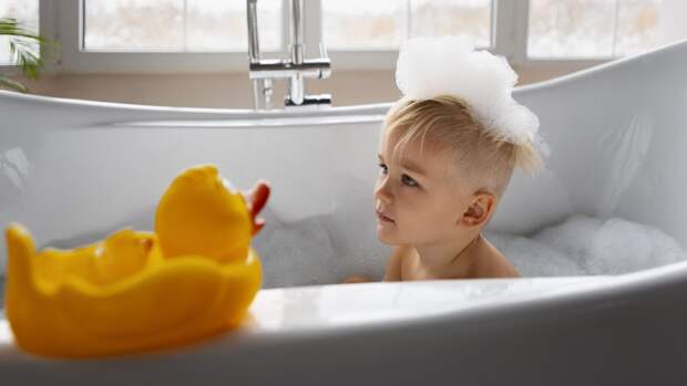 Дети и нагота: можно ли раздеваться при ребенке?