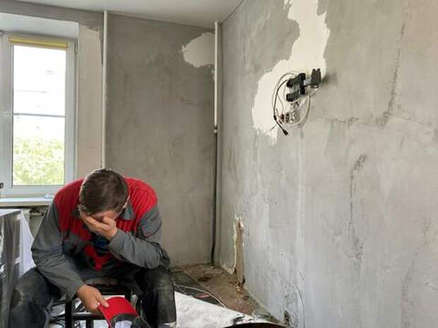 Что делать, если мастер сделал некачественный ремонт и требует доплату за свои же недочеты