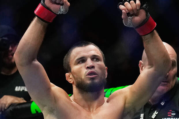 Оценены шансы брата Нурмагомедова победить бывшего чемпиона UFC