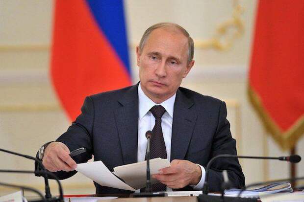США призвали начать охоту на Путина Путин и США