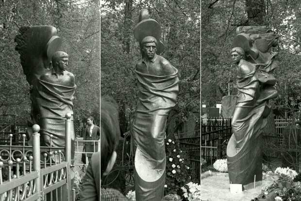 61 Памятник на могиле Владимира Высоцкого работы скульптора Александра Иулиановича Рукавишникова. Открыт 12 октября 1985 года