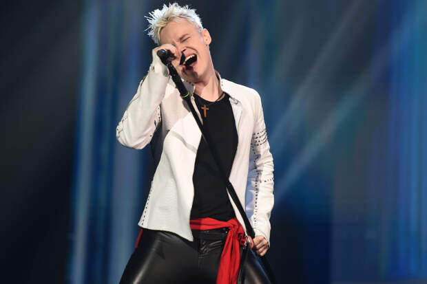 Певец Shaman раскритиковал людей, обвинивших его в осквернении Байкала