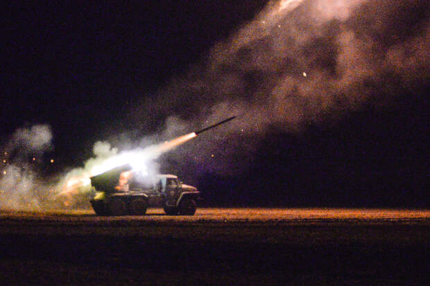 Военблогер объяснил усиление ударов ВСУ по Белгороду переговорами в Женеве