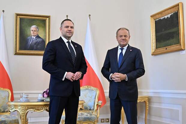 Президент Польши Навроцкий заявил о готовности защищать границы страны