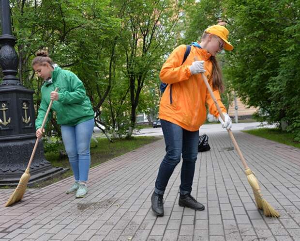 Дворники в москве